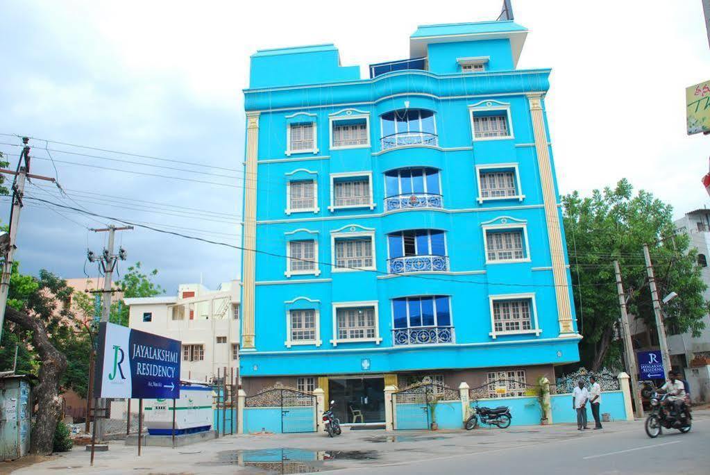 Готель Jayalakshmi Residency Тірупаті Екстер'єр фото